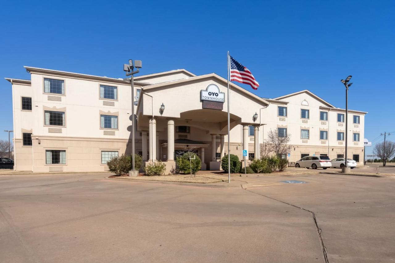 Oyo Townhouse Wichita Falls West Exteriér fotografie